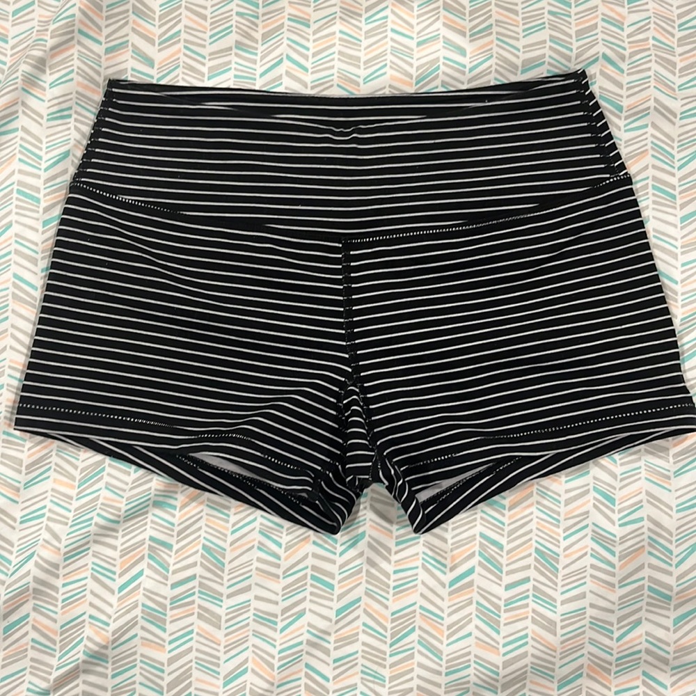 Savage Barbell Booty shorts